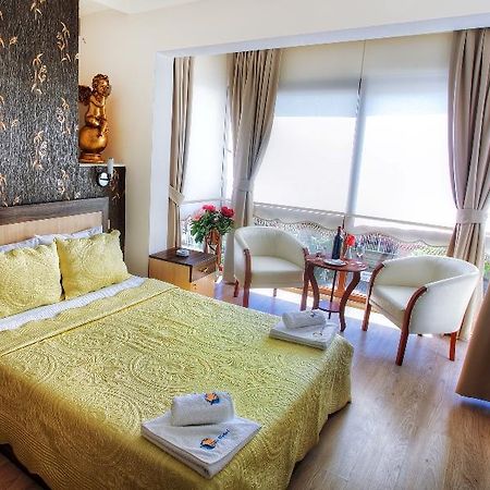 Villa Fokai Hotel Yenifoca Luaran gambar