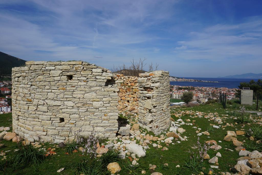 Villa Fokai Hotel Yenifoca Luaran gambar