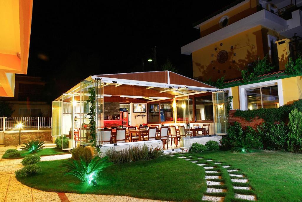 Villa Fokai Hotel Yenifoca Luaran gambar
