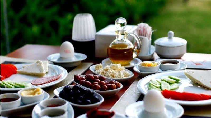 Villa Fokai Hotel Yenifoca Luaran gambar